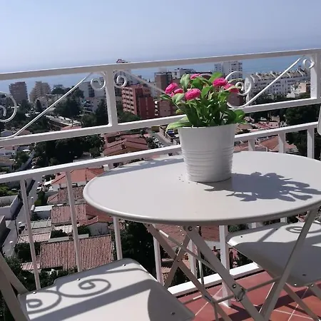 Apartment Vistas Unicas Al Mar!